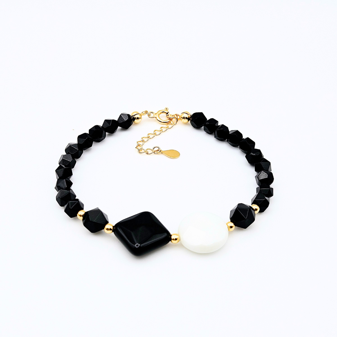LAJIDO BLACK & WHITE SQUARE BRACELET