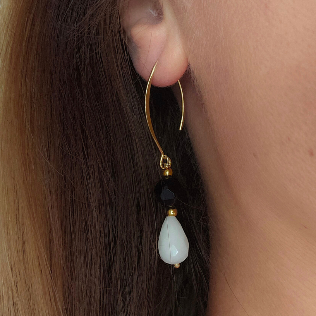 LAJIDO BLACK & WHITE DROP EARRINGS