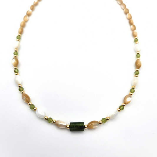 NECKLACE WITH JADE, OLIVINE & MOTHER OF PEARL