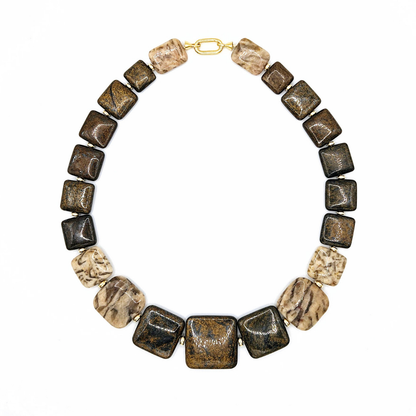 Colar Civetta Plastron – Prata Banhada a Ouro, Bronzite e Jaspe