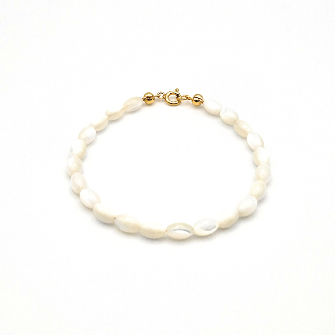 PULSEIRA OVAL DE MADREPÉROLA BRANCA