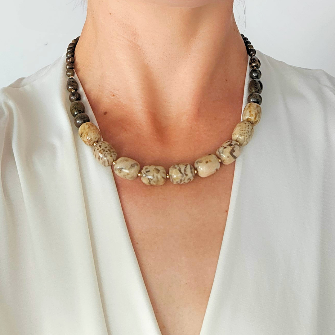 Colar de Prata banhada a ouro 18k com Bronzite e Jaspe