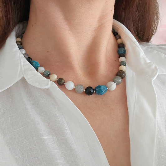 COLAR KONKORDIA COM APATITE